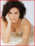 Carrie Anne Moss Nude Caps And Pregnant Shots Nude Pictures