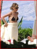 Sarah Michelle Gellar Paparazzi Bikini Shots Nude Pictures