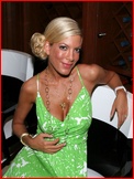 Tori Spelling Paparazzi See Thru And Bikini Shots Nude Pictures