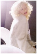 christina-aguilera_04.jpg - 181 KB