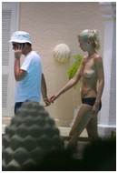 claudia-schiffer_06.jpg - 146 KB