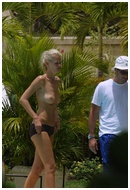 claudia-schiffer_11.jpg - 268 KB